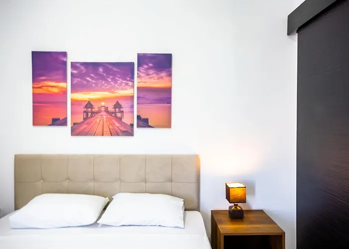 Escape 3 By Holidaykeys アパート キレニア