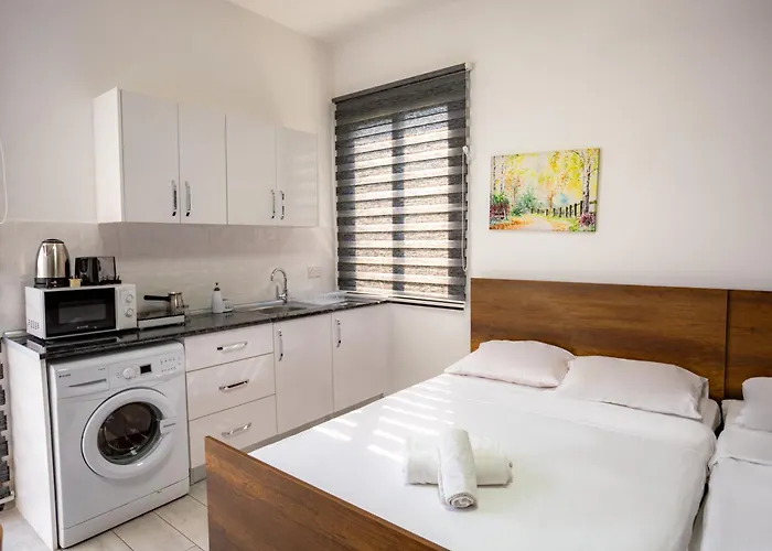 Escape 3 By Holidaykeys アパート キレニア